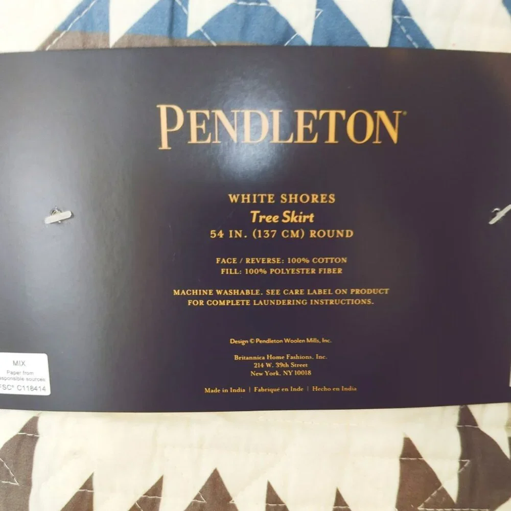 Pendleton Christmas Tree Skirt White Shores 54” Round Southwest Aztec Print - Picture 3 of 6